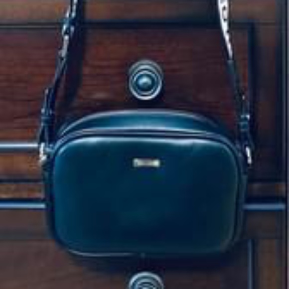 Black Cleo Harper Limitless Cross Body and Belt Bag - Picture 2 of 4